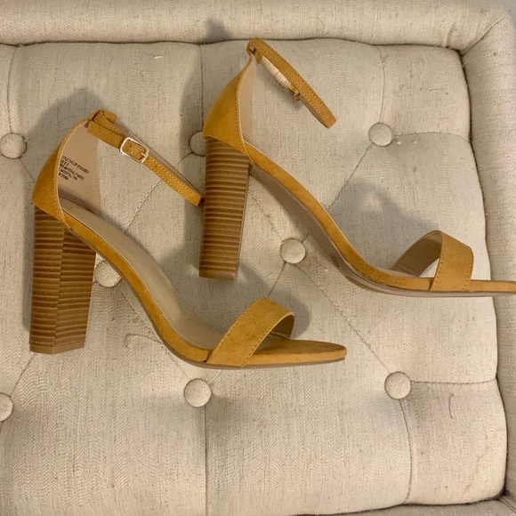 Lulus Shoes - Lulu's Mustard Heels